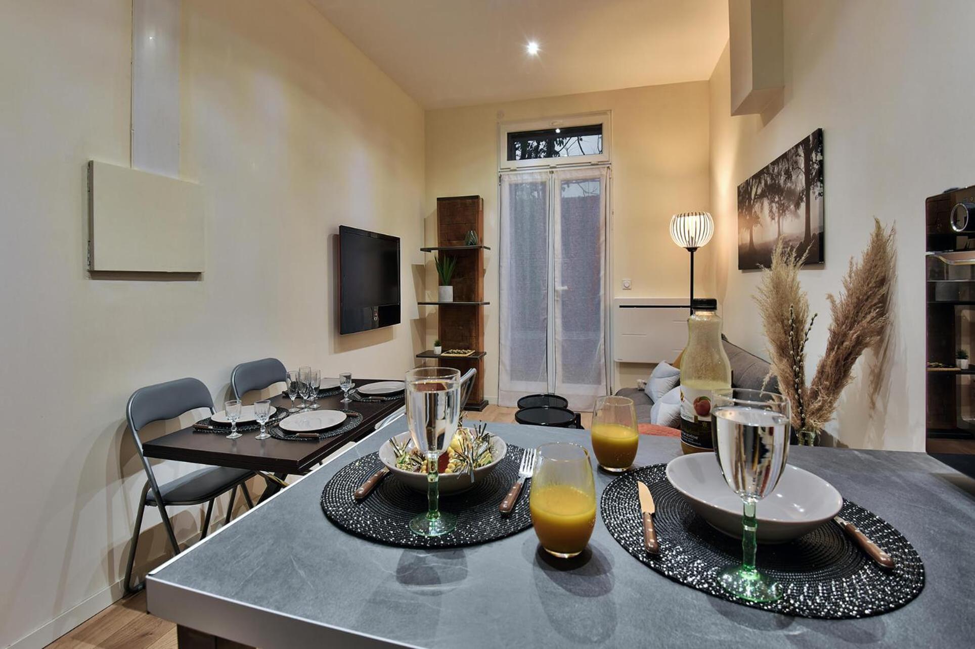 L'Appart Chic - Terrasse - Proche Lyon & Tram Villeurbanne Exterior foto